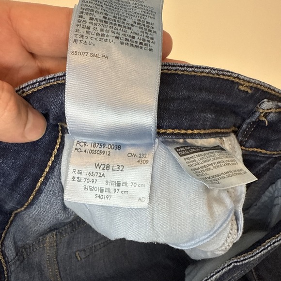 Levi's‎ 725 Women's 28 High Rise Bootcut Denim Jeans 28x32 - Picture 8 of 8